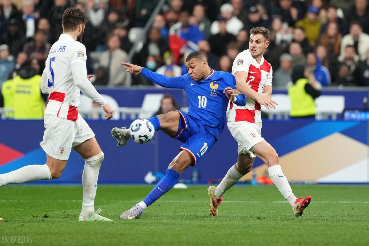 九游体育下载-姆巴佩赛事官方发布战术调整新规，热火争议不断！的简单介绍-九游体育下载