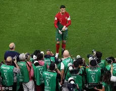 jiuyou官网入口-C罗焦点对战，Doinb与80激战拜仁分钟，锐不可当胜负难料！-jiuyou官网入口